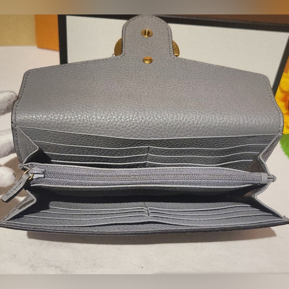 🔥SOLD🔥🌸GUCCI🌸 EUC🔥 GG Marmont Wallet on chain w/ Complete Inclusions - Picture 12 of 17